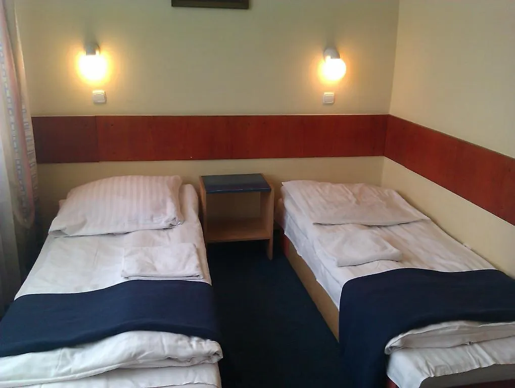 Hotel Start Krakow 2*,